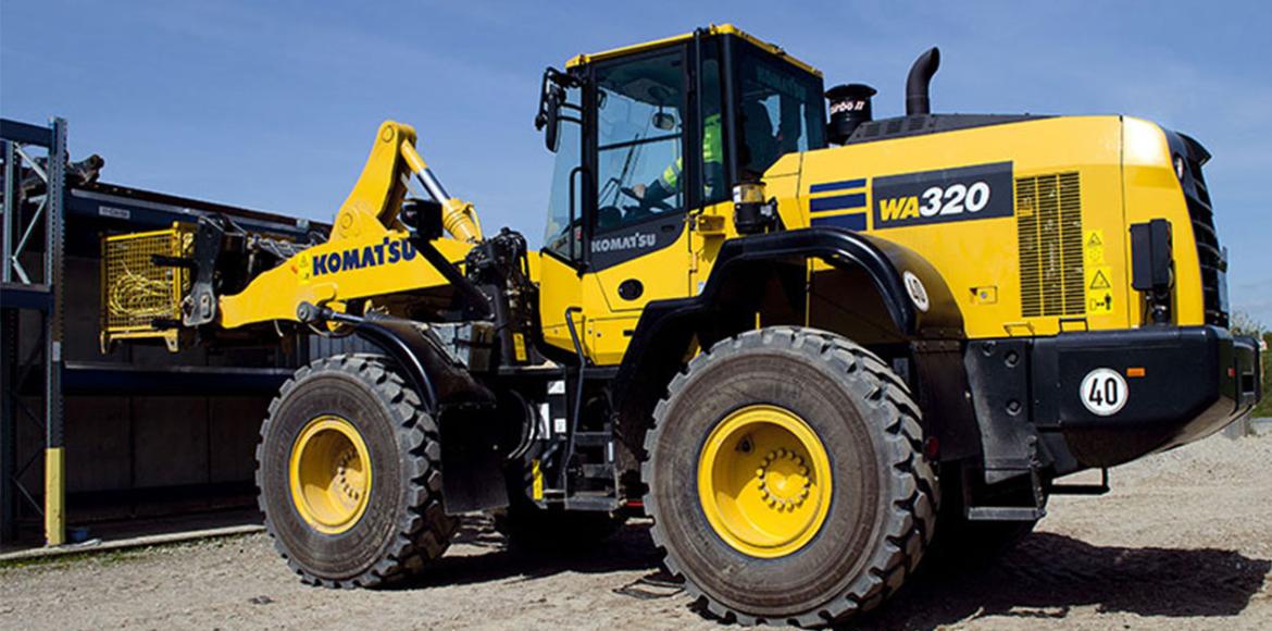 WA320-8